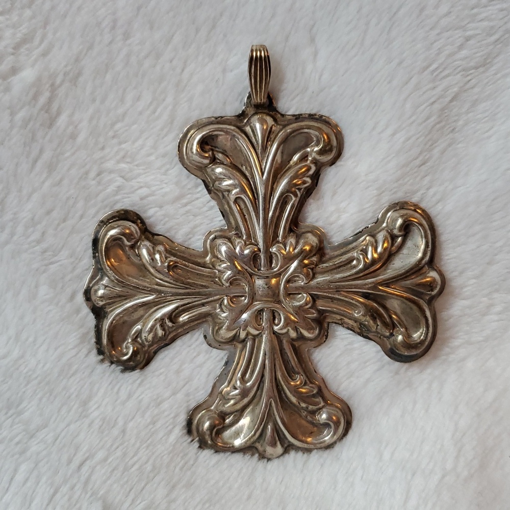 VTG Reed & Barton 1994 Sterling Christmas Cross